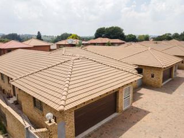House for sale in Alberton