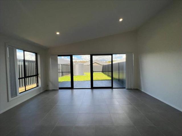 House for rent in Brisbane Grove, New South Wales