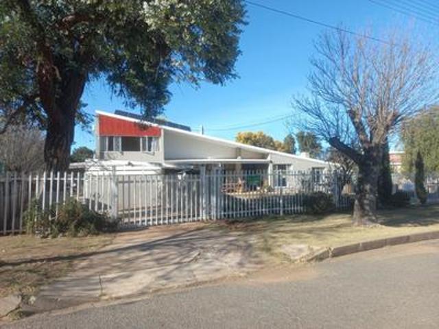 House for sale in Queenstown, Eastern Cape