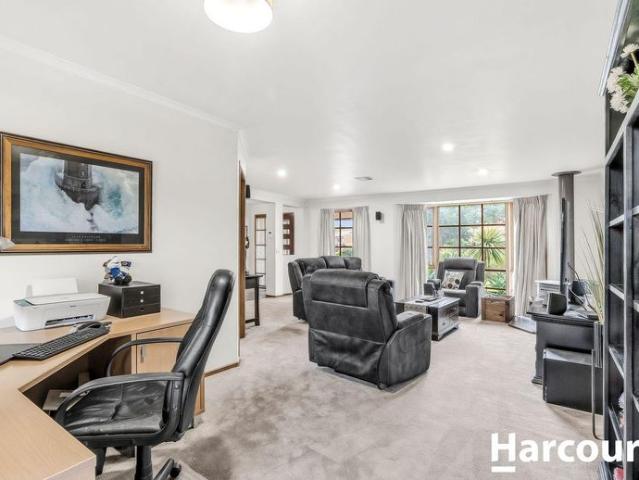 House for rent in Cambridge, Melbourne