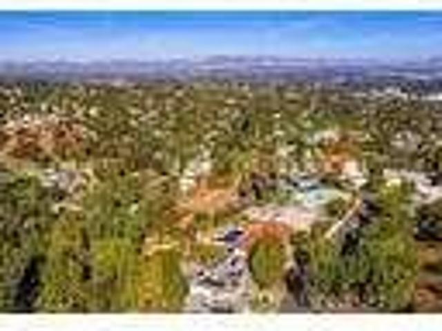 House for rent in Encino