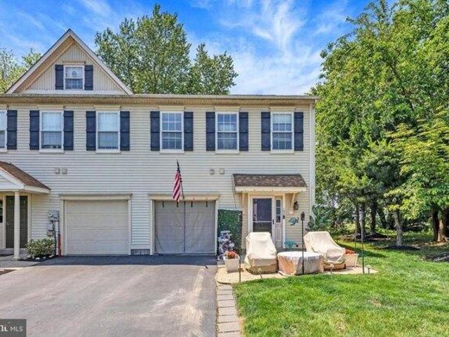 House for sale in Honey Brook