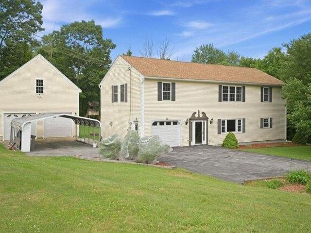 House for sale in New Hampshire
