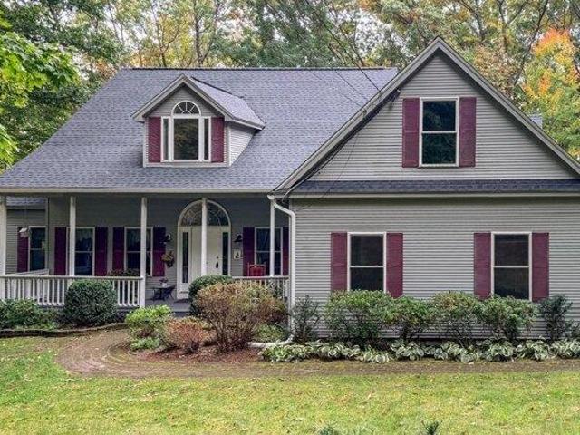 House for sale in Hooksett, Merrimack County