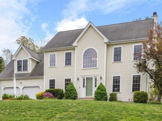 House for sale in Hopedale, Massachusetts