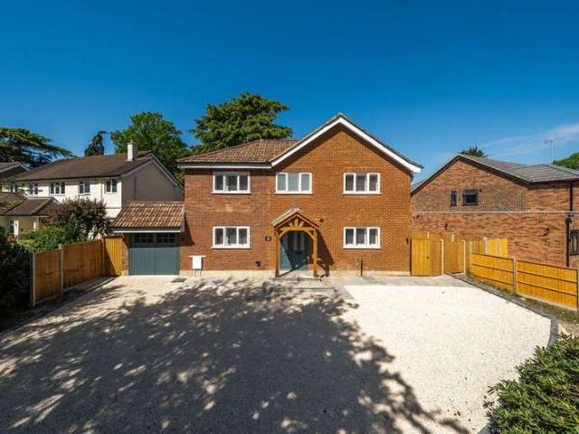 House for sale in Durnford Farm, Woking