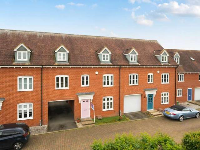 House for sale in Buckingham Park, Buckinghamshire