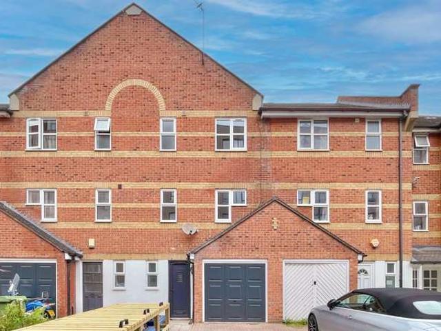 House for sale in Rotherhithe, Greater London
