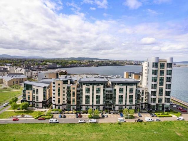 House for sale in Newhaven, Leith
