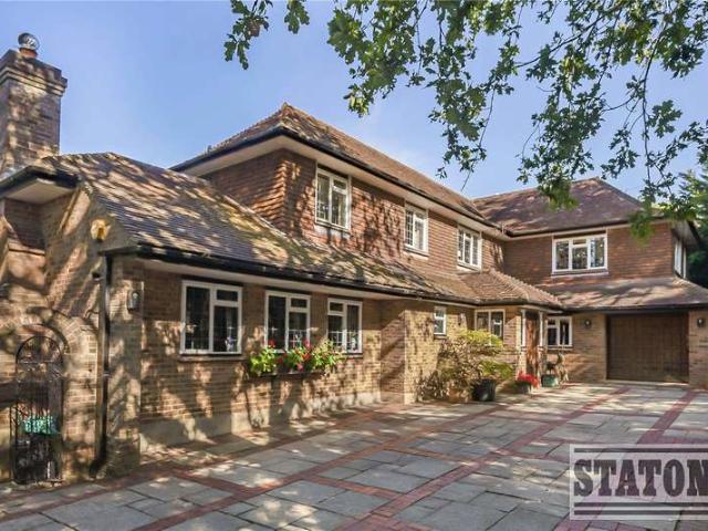House for sale in Northaw, Welwyn Hatfield