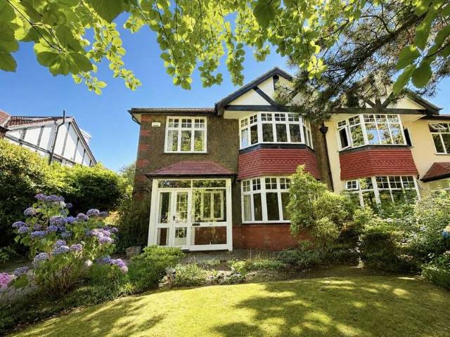 House for sale in Georgia, Greater Manchester
