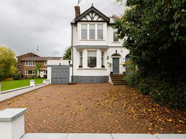 House for sale in New Barnet, Greater London