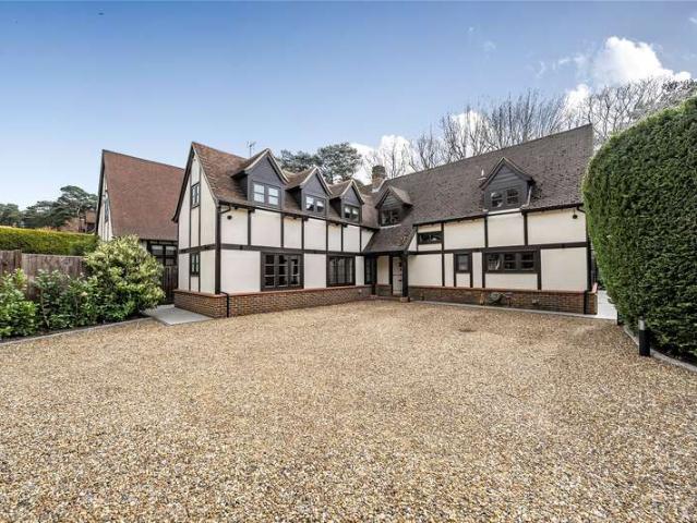 House for sale in Heatherside, Heol-las