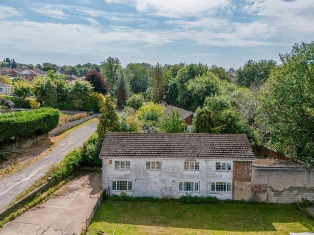 House for sale in Crofton, West Yorkshire