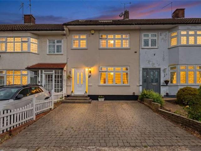 House for sale in Cranham, Greater London