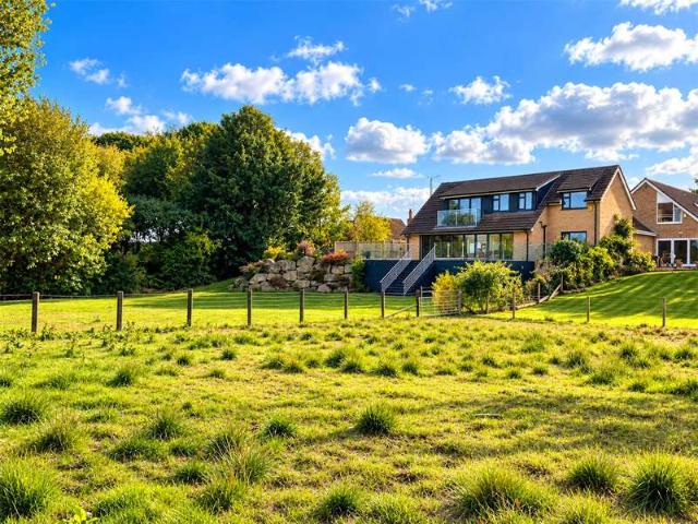 House for sale in Kinson, Bournemouth