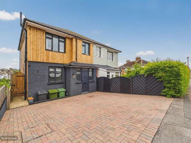 House for sale in Belmont, Guestling Green