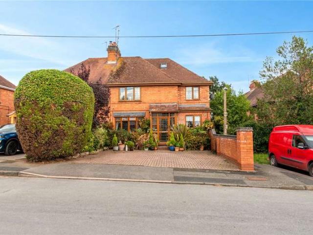 House for sale in Astwood Bank, Redditch