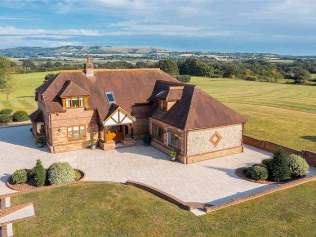House for sale in Watersfield, Horsham