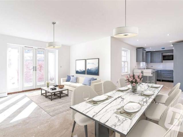House for sale in Chipping Hill, Essex
