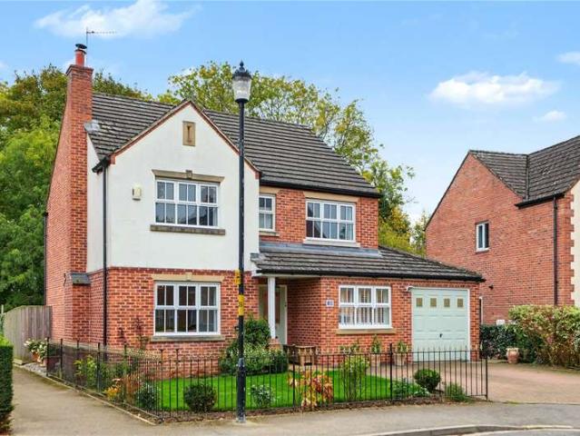 House for rent in Staveley