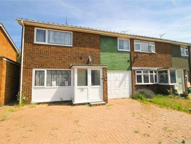 House for sale in Alton Barnes, Essex