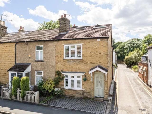 House for sale in Ashley Park, Surrey
