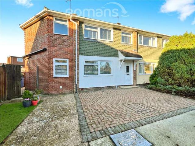 House for sale in College Town, Sandhurst