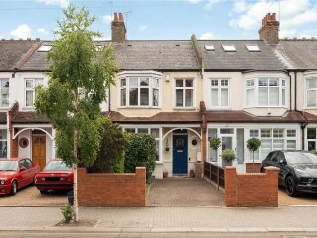 House for sale in Southfields, Greater London