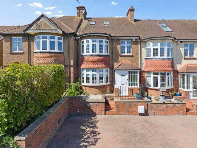 House for sale in Kings Farm, Hamerton