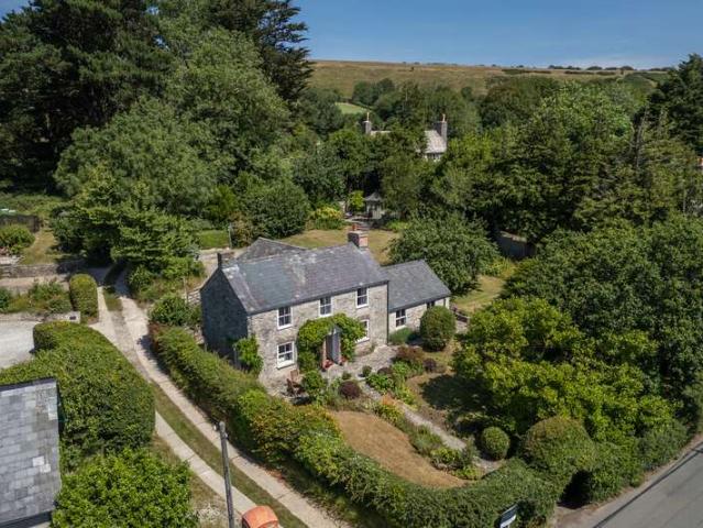 House for sale in Church Knowle