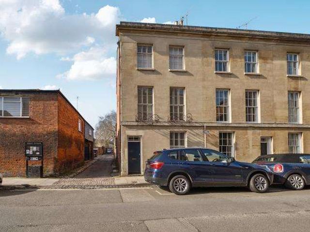 House for sale in The Slade, Oxfordshire