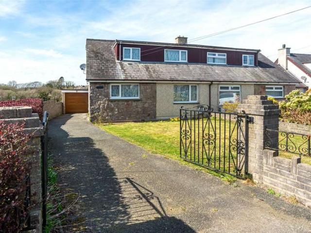 House for sale in Llanrug, Wales