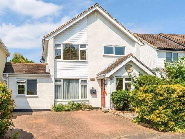 House for sale in Row Town, Surrey