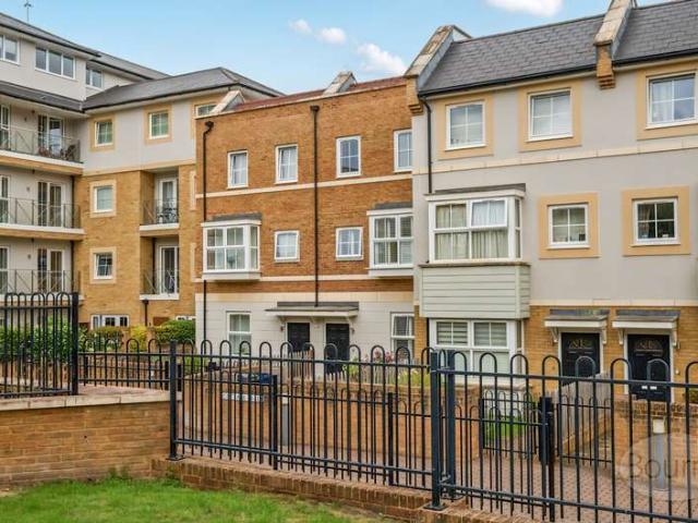 House for sale in Holloway Hill, Fole