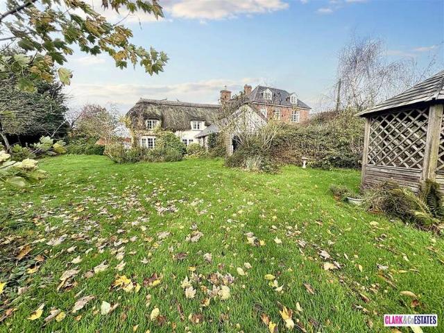 House for sale in Farringdon, Budlake