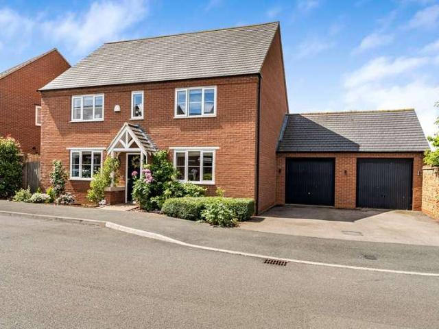House for sale in Evershot, Oxfordshire