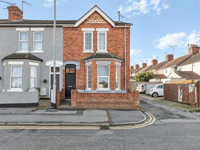House for sale in Okus, Swindon