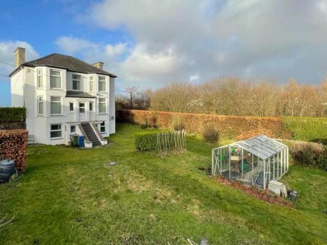House for sale in Llanllyfni, Pen-y-groes