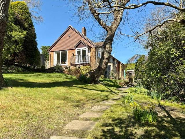 House for sale in Milford-on-Sea, Ashurst Bridge