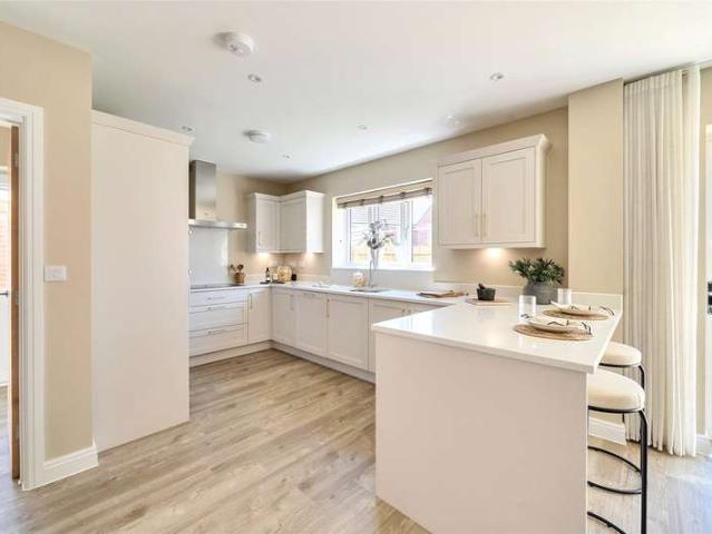 House for sale in Bromsberrow Heath, Gloucestershire