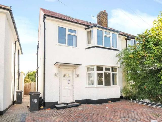 House for sale in New Malden, Greater London