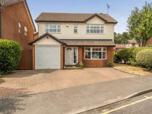 House for sale in Martin's Heron, Winkfield