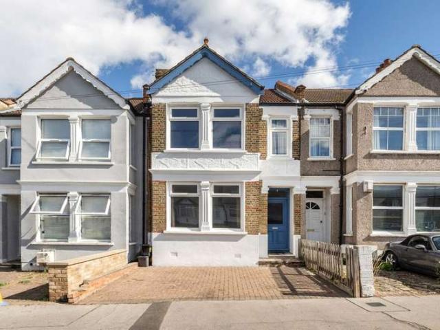 House for sale in London Borough of Croydon, Greater London