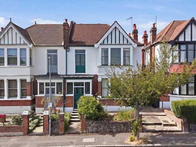 House for sale in Wanstead, Greater London