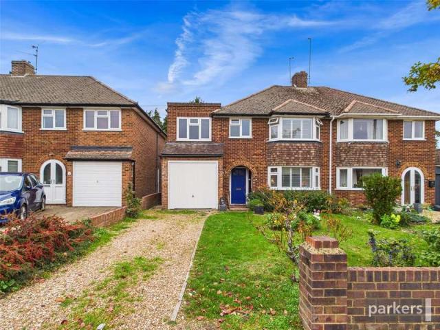 House for sale in Woodley