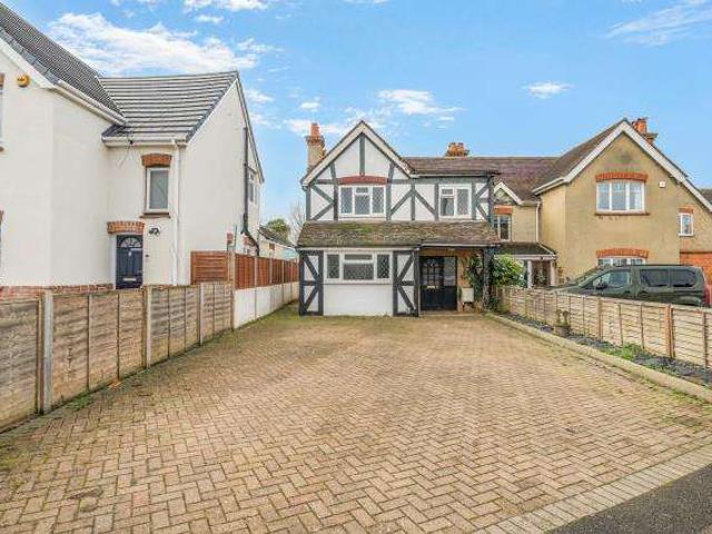House for sale in Whitley Wood, Reading