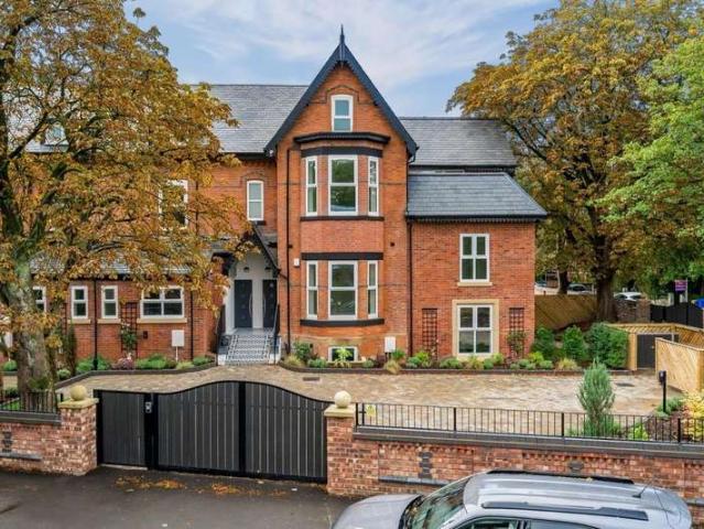 House for sale in West Didsbury, Manchester