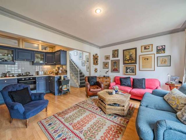 House for sale in West Kensington, Hammersmith