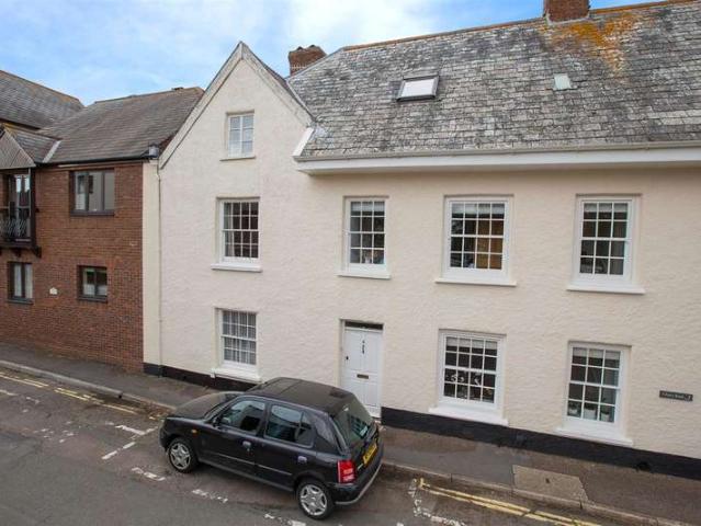 House for sale in Watergate, Devon